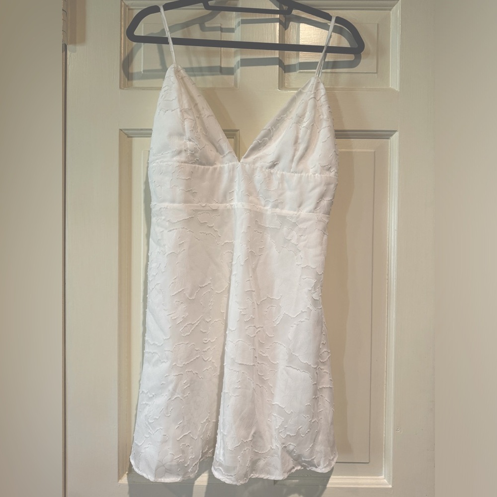 Brand new with tags! Lulus Mindful Muse White Floral Burnout Mini Dress. XL